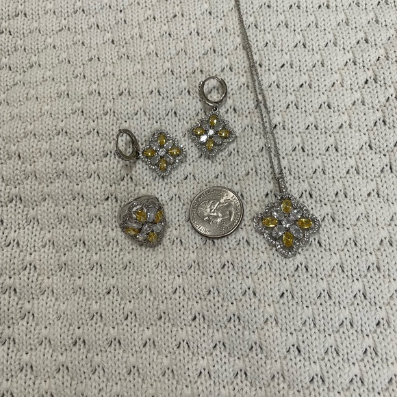 Natural oval yellow citrine with white sapphire bridal set. 925 sterling sliver - Picture 10 of 10